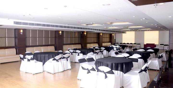 Tulip Inn Zirakpur Εξωτερικό φωτογραφία
