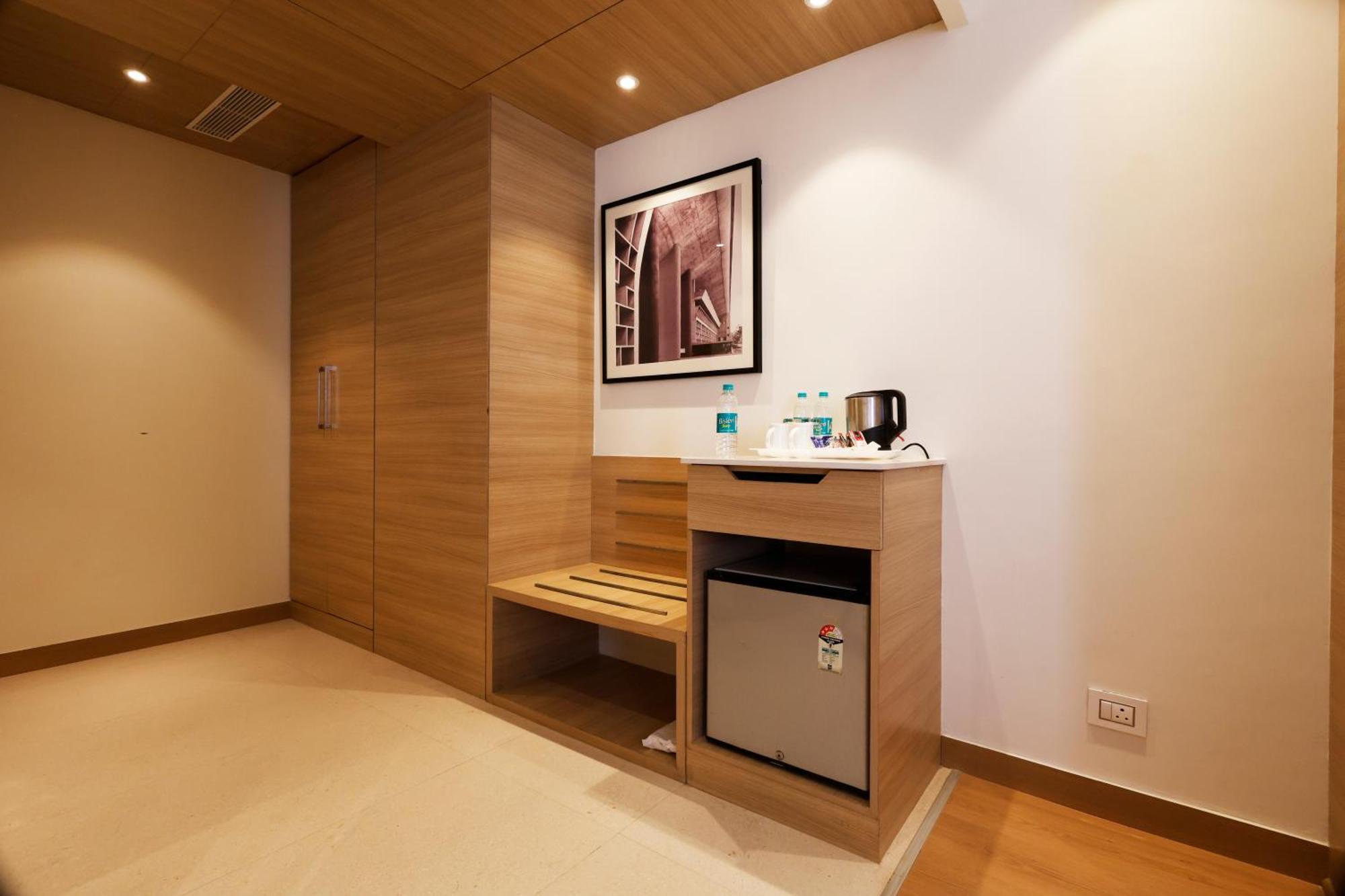 Tulip Inn Zirakpur Εξωτερικό φωτογραφία