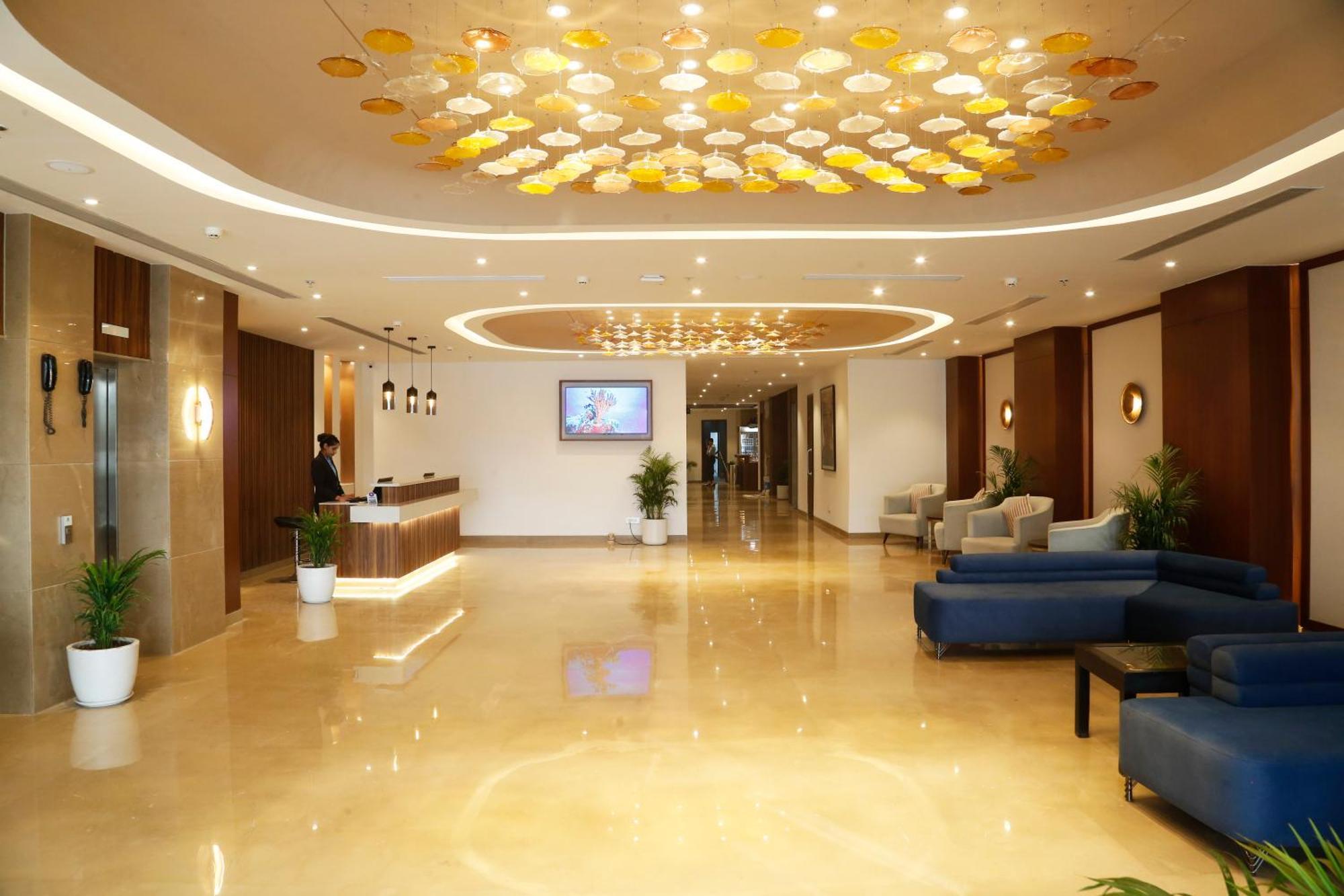 Tulip Inn Zirakpur Εξωτερικό φωτογραφία