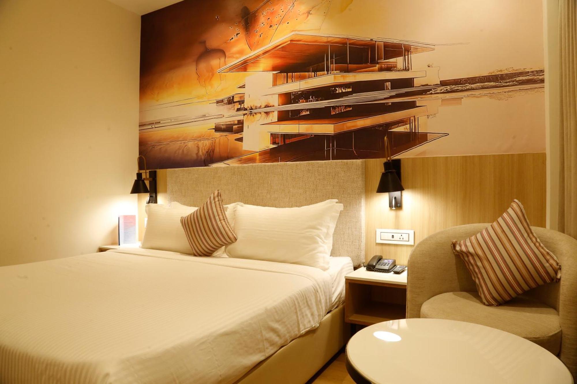 Tulip Inn Zirakpur Εξωτερικό φωτογραφία