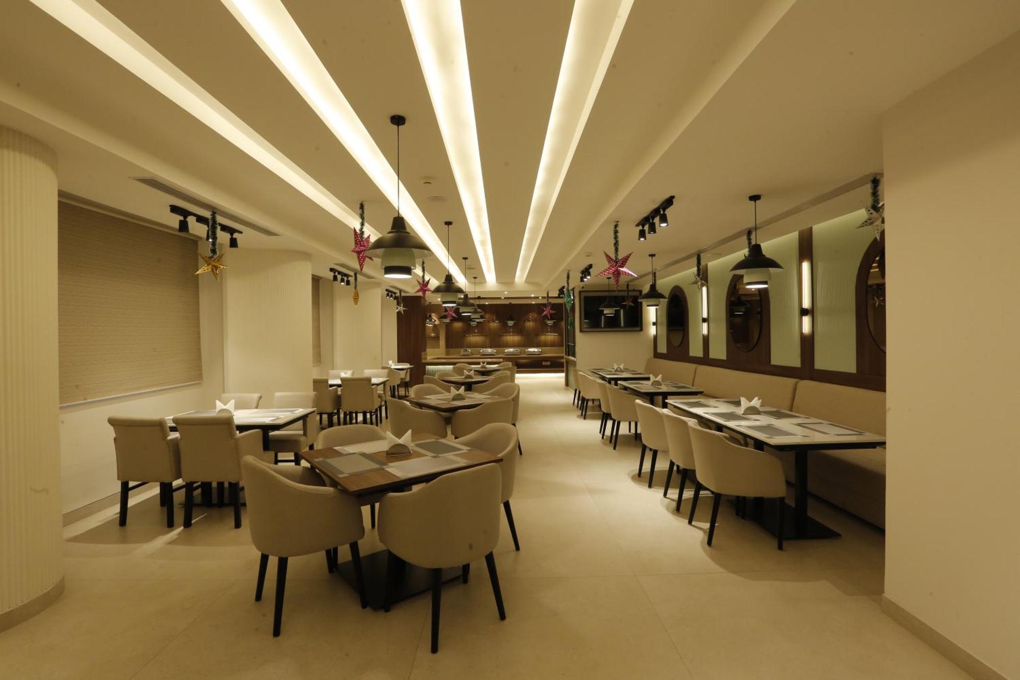 Tulip Inn Zirakpur Εξωτερικό φωτογραφία