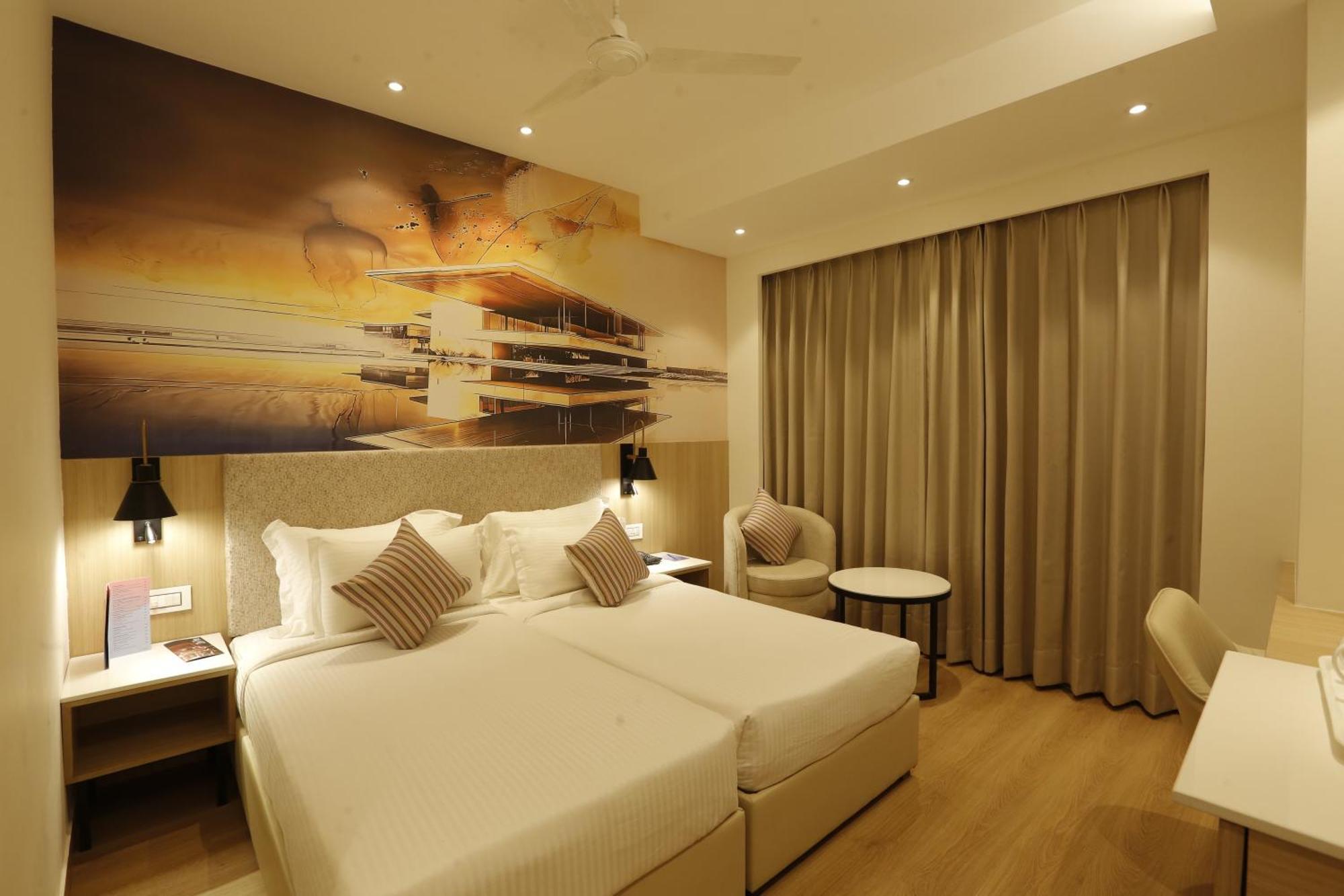 Tulip Inn Zirakpur Εξωτερικό φωτογραφία