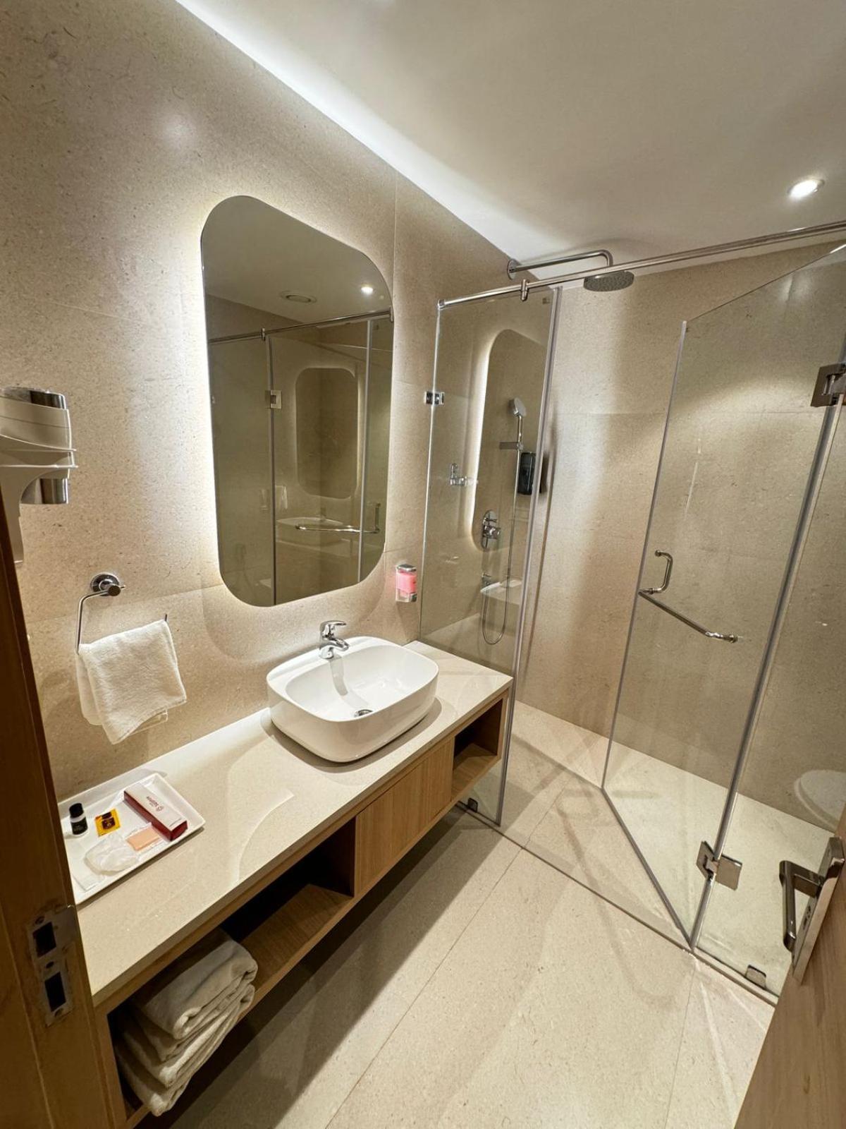 Tulip Inn Zirakpur Εξωτερικό φωτογραφία